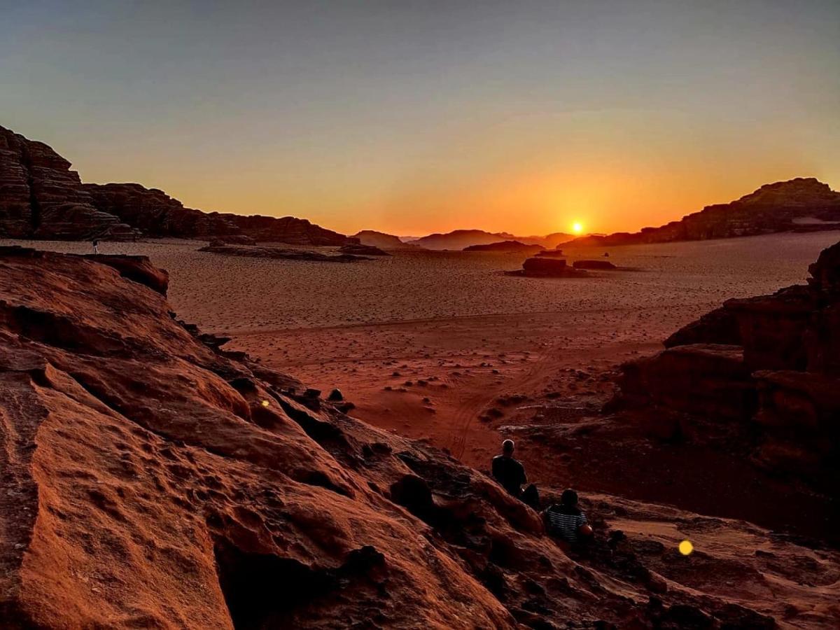 Bedouin Holidays Camp And Jeep Tours Hotel Wadi Rum Luaran gambar