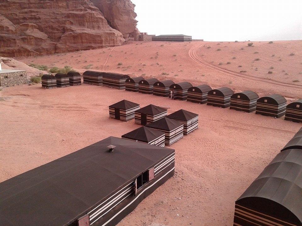 Bedouin Holidays Camp And Jeep Tours Hotel Wadi Rum Luaran gambar