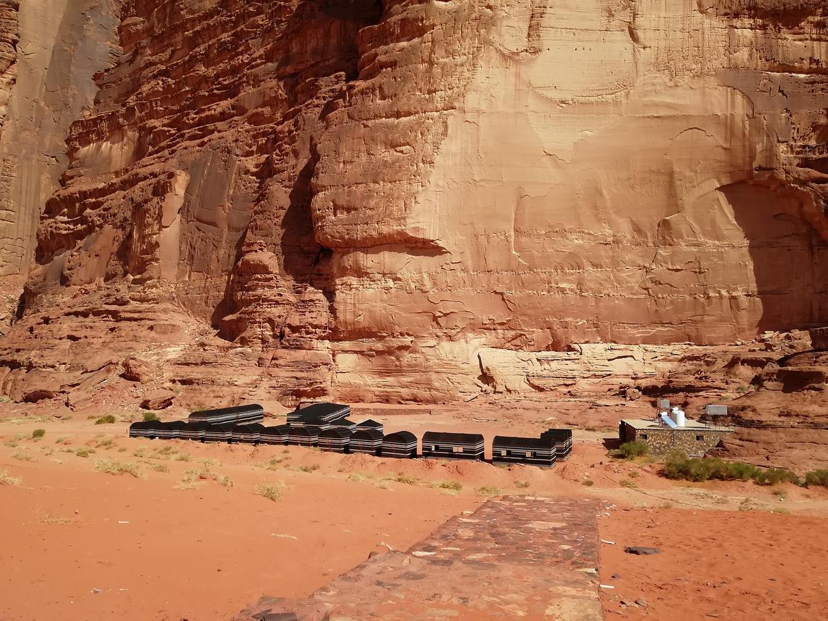 Bedouin Holidays Camp And Jeep Tours Hotel Wadi Rum Luaran gambar